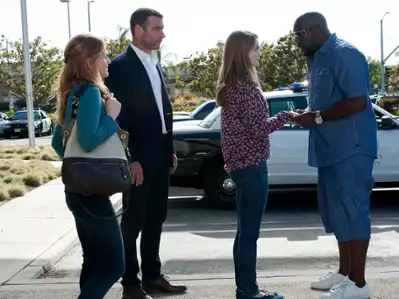 Ray Donovan - galeria zdjęć - filmweb