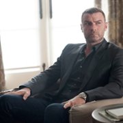 Ray Donovan - galeria zdjęć - filmweb