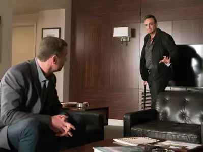 Ray Donovan - galeria zdjęć - filmweb