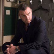 Ray Donovan - galeria zdjęć - filmweb