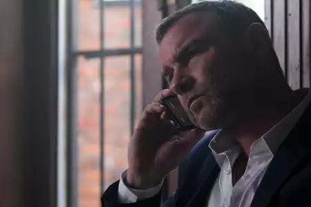 Ray Donovan - galeria zdjęć - filmweb