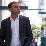 Ray Donovan - galeria zdjęć - filmweb