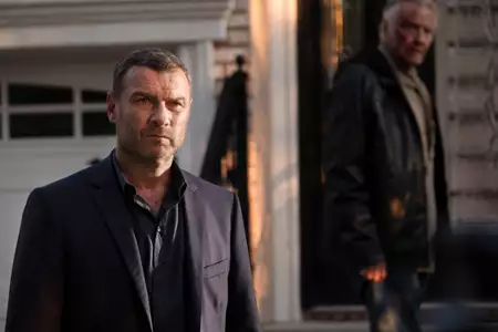 Ray Donovan - galeria zdjęć - filmweb