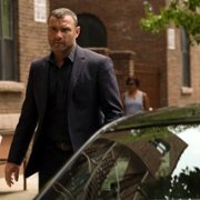 Ray Donovan - galeria zdjęć - filmweb