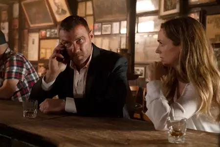 Ray Donovan - galeria zdjęć - filmweb