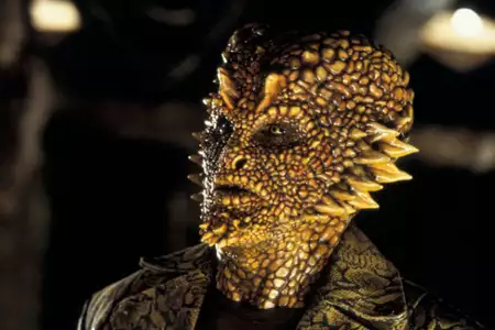 Faceci w czerni II - galeria zdjęć - filmweb