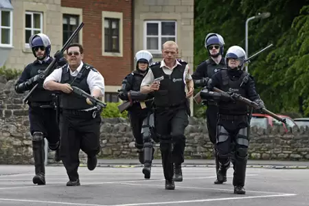 Hot Fuzz Ostre psy - galeria zdjęć - filmweb