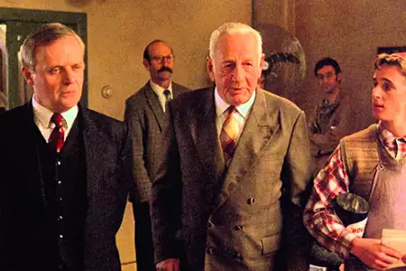 Menedżer w bamboszach - galeria zdjęć - filmweb