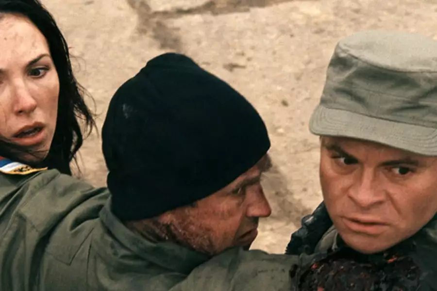 Czerwone niebo - galeria zdjęć - filmweb