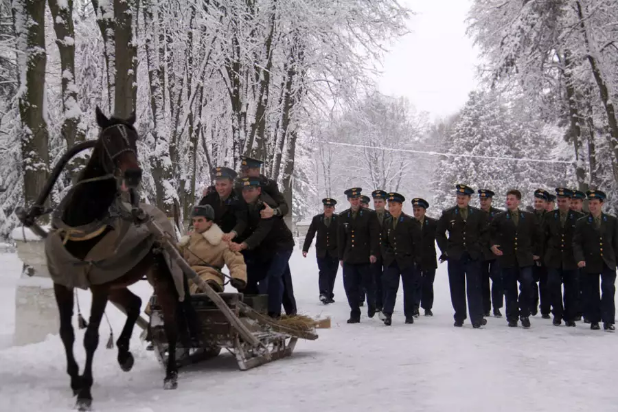 Gagarin - galeria zdjęć - filmweb