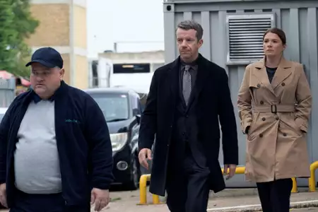Kukułcze jaja z Midwich - galeria zdjęć - filmweb