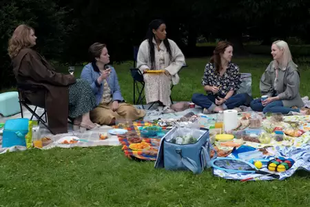 Kukułki z Midwich - galeria zdjęć - filmweb