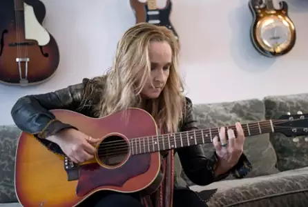 Janis - galeria zdjęć - filmweb