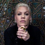 Janis - galeria zdjęć - filmweb