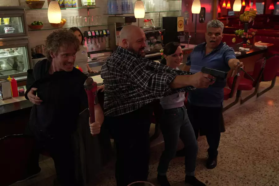 Guns Up. Nie zadzieraj z rodziną - galeria zdjęć - filmweb