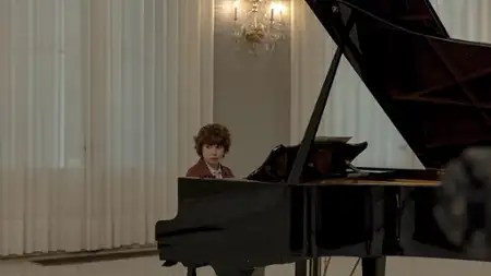 Niezwykły chłopak - galeria zdjęć - filmweb