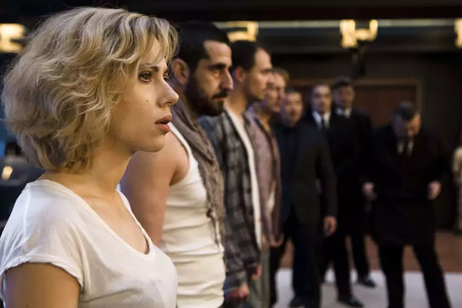 Lucy - galeria zdjęć - filmweb