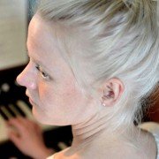 Henkesi edestä - galeria zdjęć - filmweb