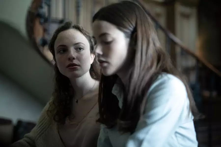 Alma - galeria zdjęć - filmweb