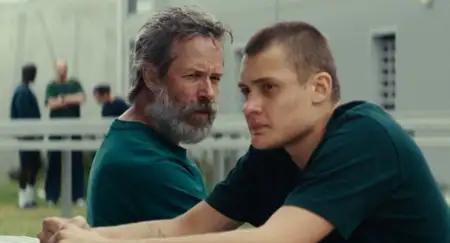 Inside - galeria zdjęć - filmweb