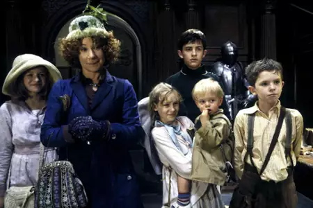Pięcioro dzieci i "coś" - galeria zdjęć - filmweb
