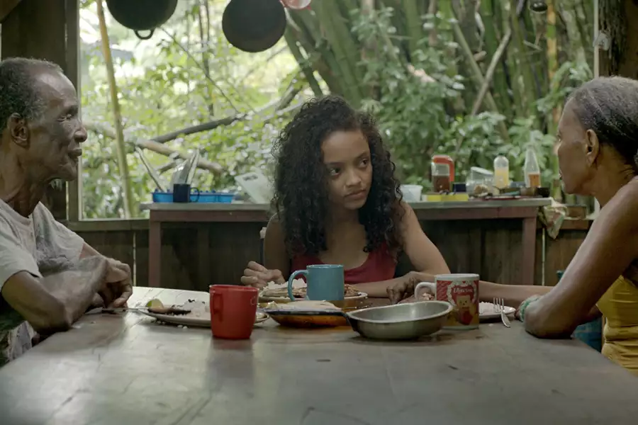 Czarne popioły - galeria zdjęć - filmweb