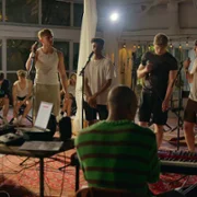 Simon Cowell: Zróbmy to jeszcze raz - galeria zdjęć - filmweb