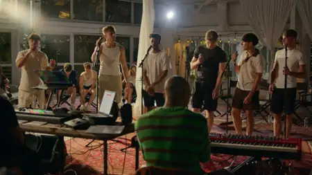 Simon Cowell: Zróbmy to jeszcze raz - galeria zdjęć - filmweb