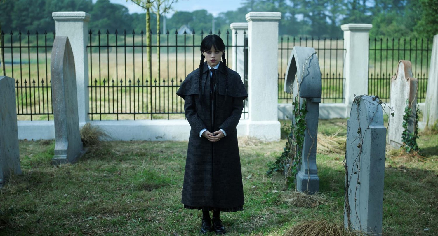 Szkoła przy cmentarzu