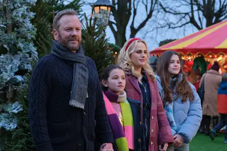 Miasto w blasku świąt - galeria zdjęć - filmweb