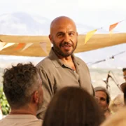 Mango - galeria zdjęć - filmweb