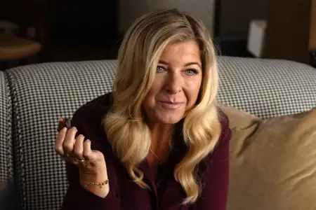 Mango - galeria zdjęć - filmweb