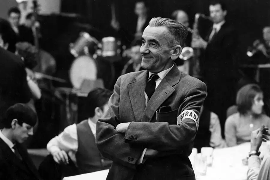 Miłość blondynki - galeria zdjęć - filmweb