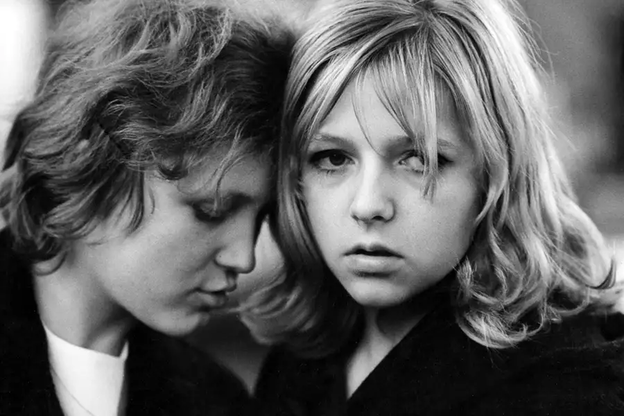 Miłość blondynki - galeria zdjęć - filmweb