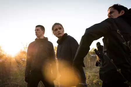 A jutro cały świat - galeria zdjęć - filmweb