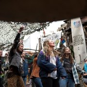Und morgen die ganze Welt - galeria zdjęć - filmweb