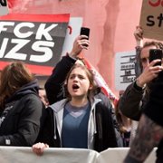 Und morgen die ganze Welt - galeria zdjęć - filmweb