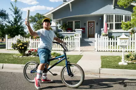 Barb i Star jadą do Vista Del Mar - galeria zdjęć - filmweb