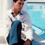 Less Than Zero - galeria zdjęć - filmweb