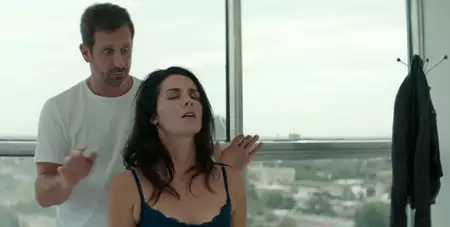 A może by tak tr&oacute;jkącik? - galeria zdjęć - filmweb