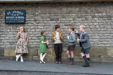 Tost. Historia chłopięcego głodu - galeria zdjęć - filmweb