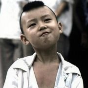 Chacun son cinéma ou Ce petit coup au coeur quand la lumière s'éteint et que le film commence - galeria zdjęć - filmweb