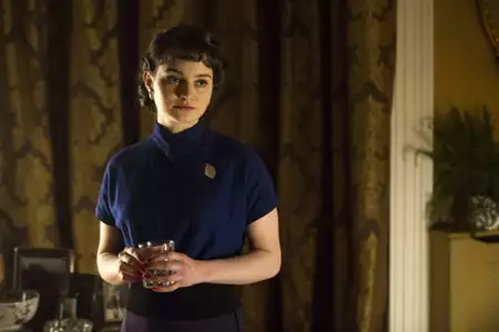 Quirke - galeria zdjęć - filmweb