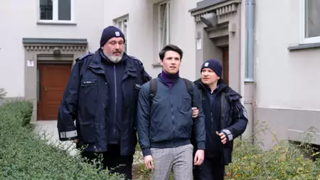 Ojciec Mateusz - galeria zdjęć - filmweb
