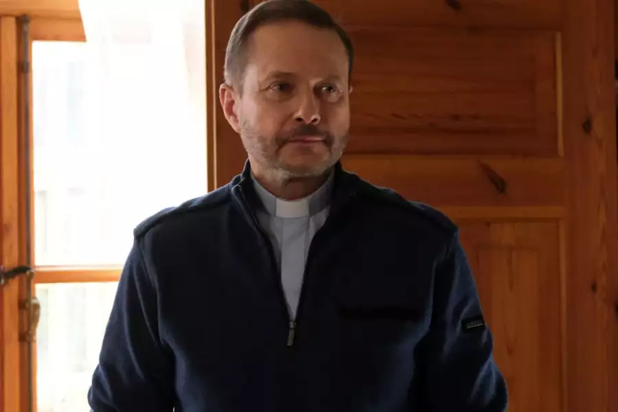 Ojciec Mateusz - galeria zdjęć - filmweb