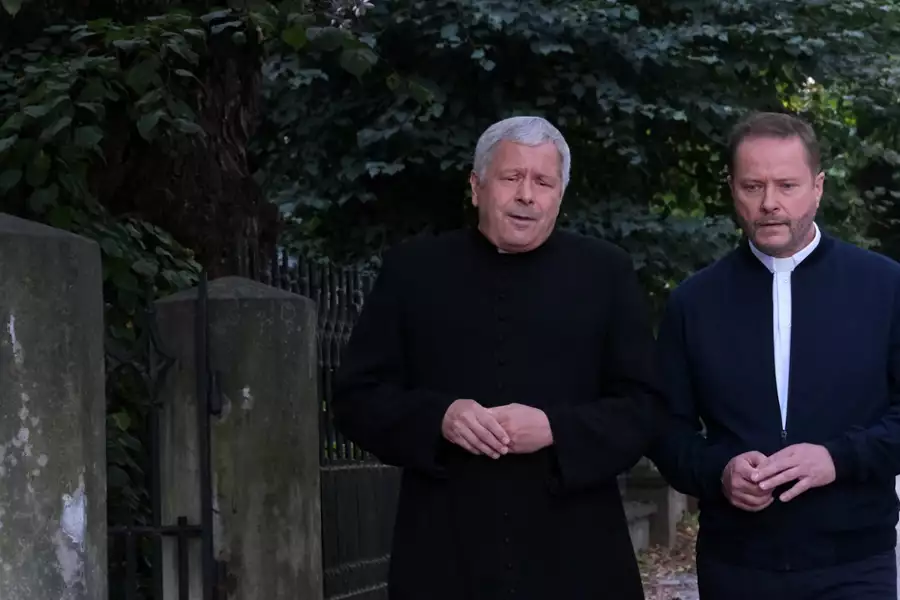 Ojciec Mateusz - galeria zdjęć - filmweb