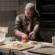 Ojciec Mateusz - galeria zdjęć - filmweb