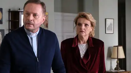 Ojciec Mateusz - galeria zdjęć - filmweb