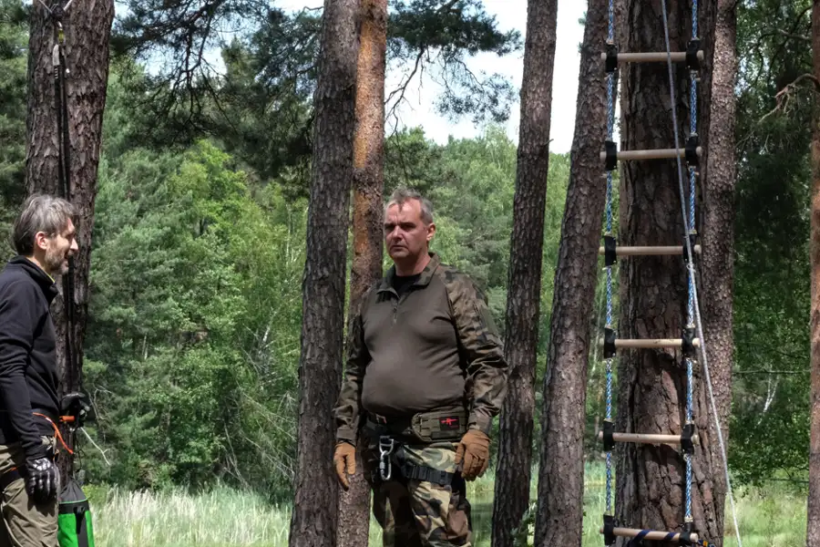 Ojciec Mateusz - galeria zdjęć - filmweb