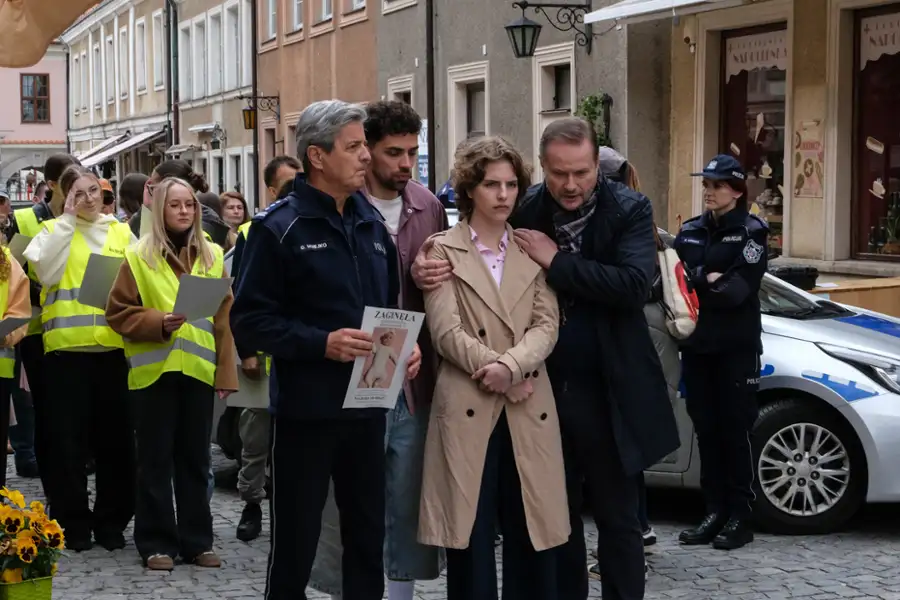 Ojciec Mateusz - galeria zdjęć - filmweb